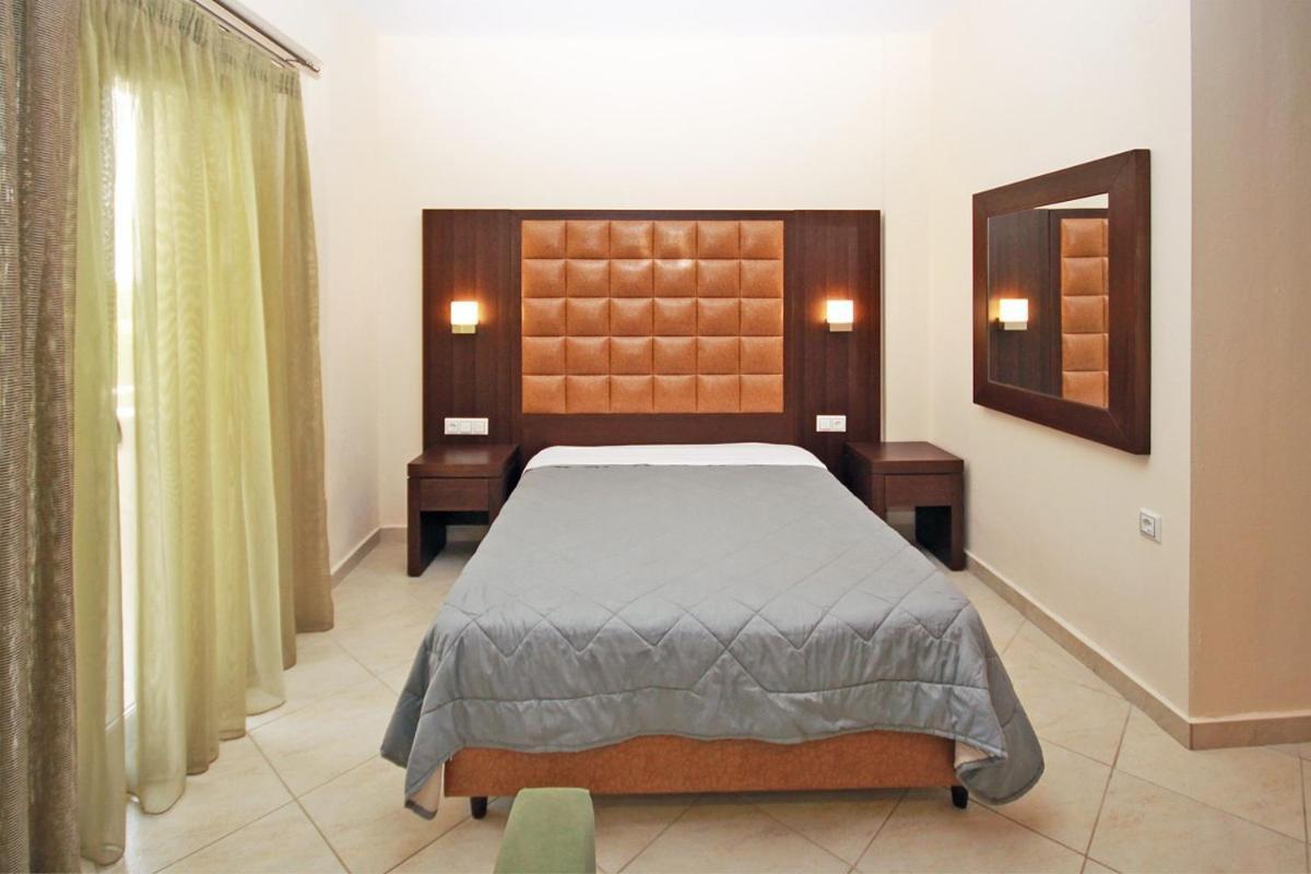 Stamos Apartments And Studios Vourvourou Quarto foto